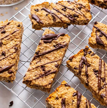 Protein Packed chocolate oat energy bar