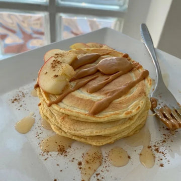 Fluffy Banana Oat Protein Pancakes With Natural Peanut Butter and Honey