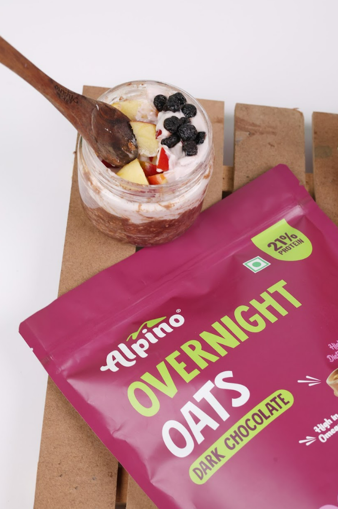 Plain Oats vs Alpino Overnight Oats: Which is the Better Option Between the Two for Weight Gain?